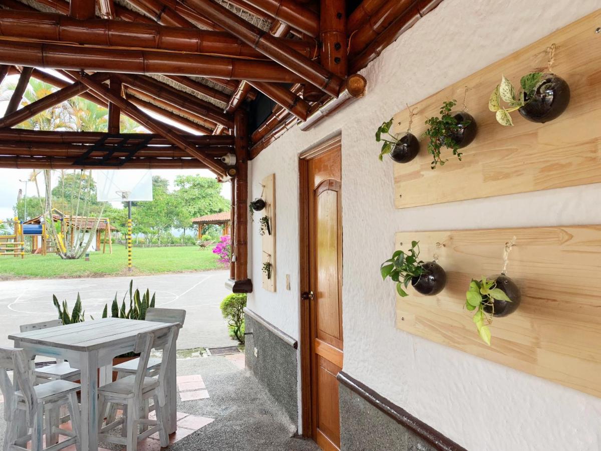Finca Hotel Santana モンテネグロ エクステリア 写真