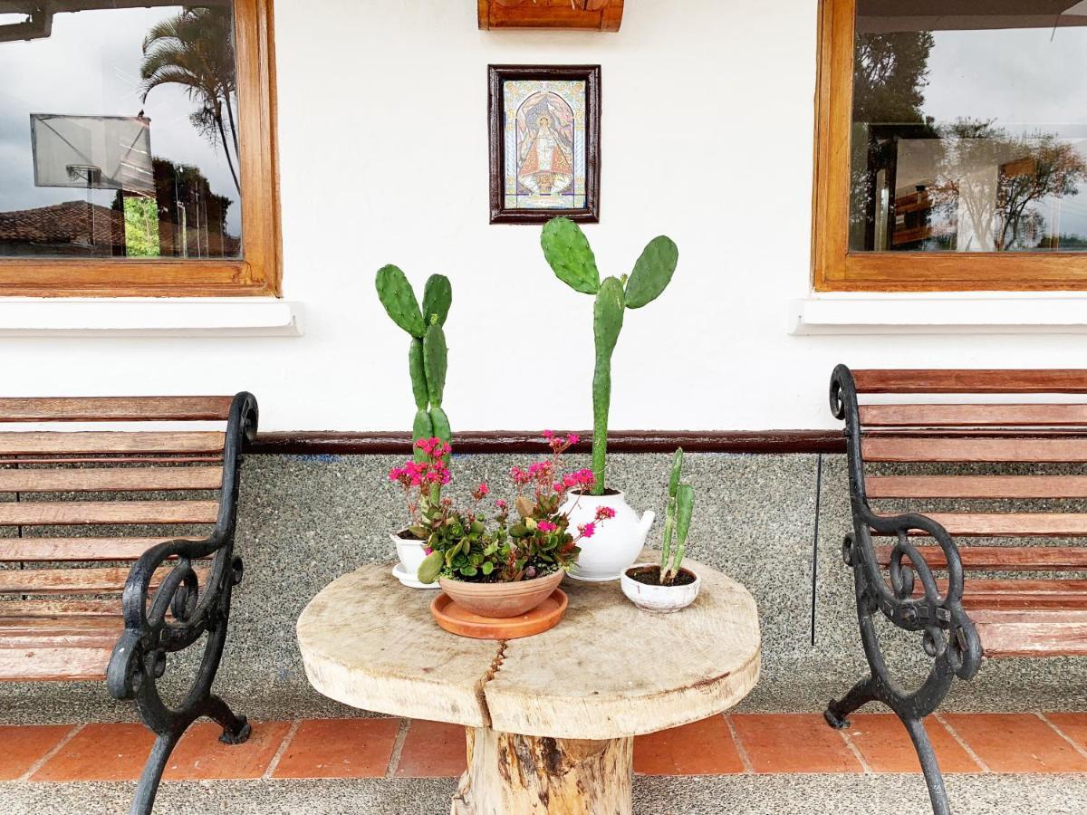 Finca Hotel Santana モンテネグロ エクステリア 写真